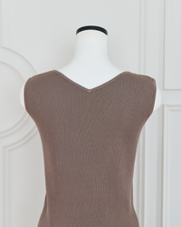 AM260107 Brown