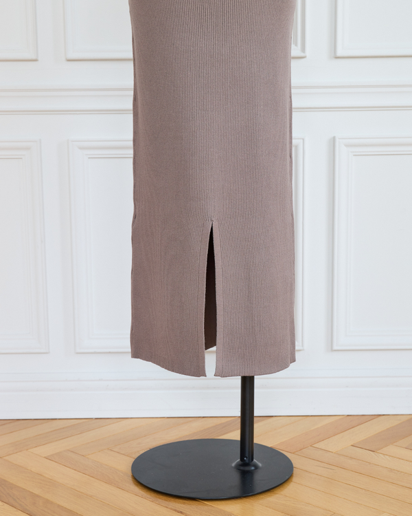 AM260107 Brown
