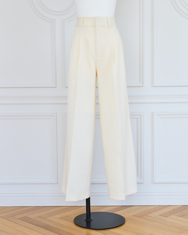 AM260106 Ivory