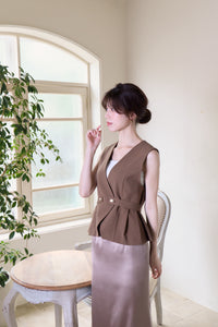 AM260104 Brown