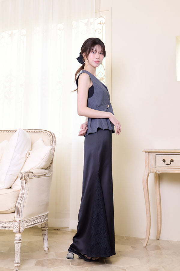 AM260103 Black