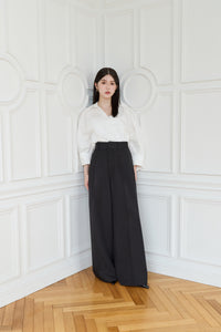 AM260106 Black