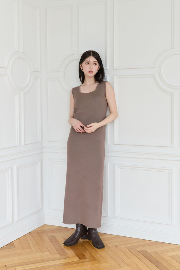 AM260107 Brown