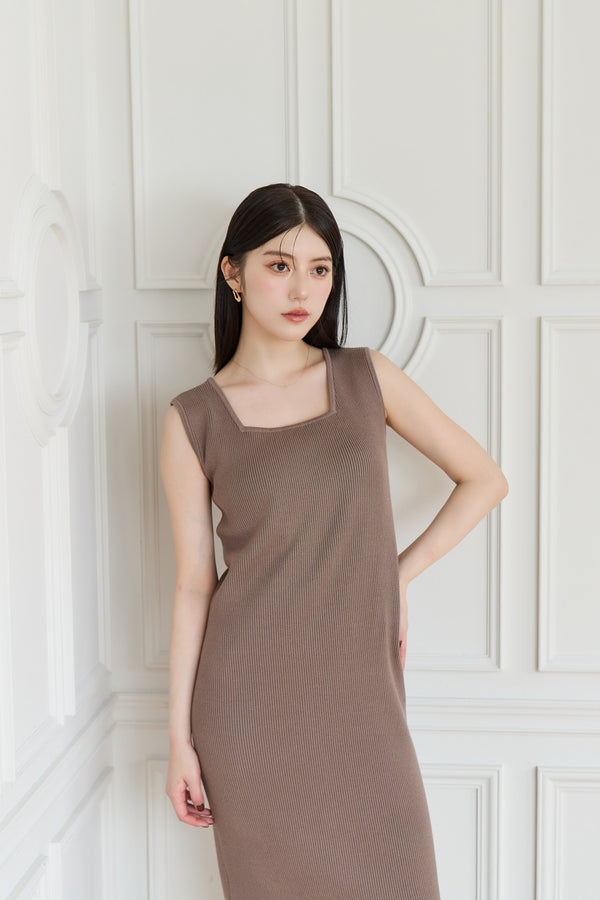 AM260107 Brown