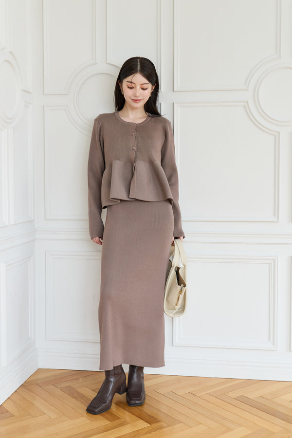 AM260107 Brown
