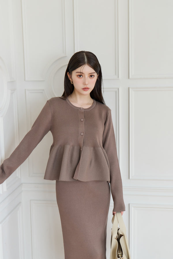 AM260107 Brown
