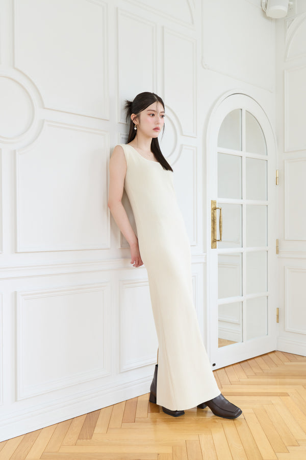 AM260107 Ivory
