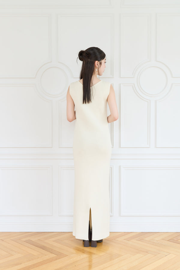 AM260107 Ivory
