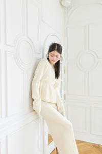 AM260107 Ivory