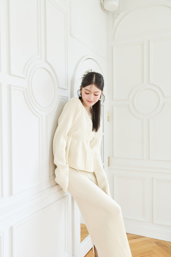 AM260107 Ivory