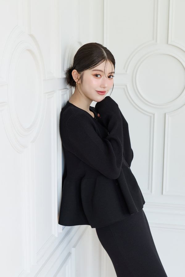 AM260107 Black
